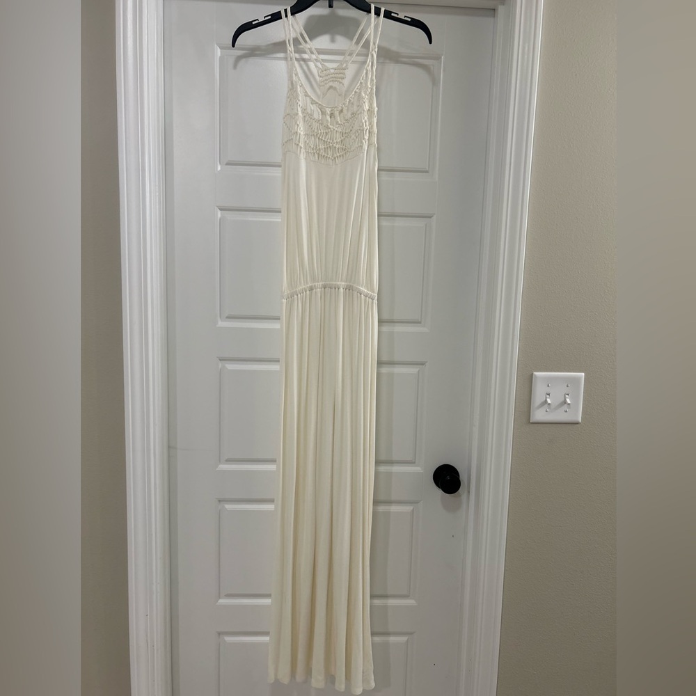 Elegant Cream Maxi Dress